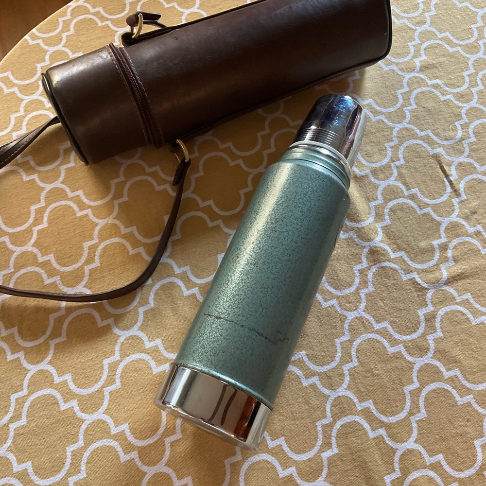vtg ALADDIN STANLEY Thermos and Carry Case 32 Ozs Green Brown - Picture 3 of 11